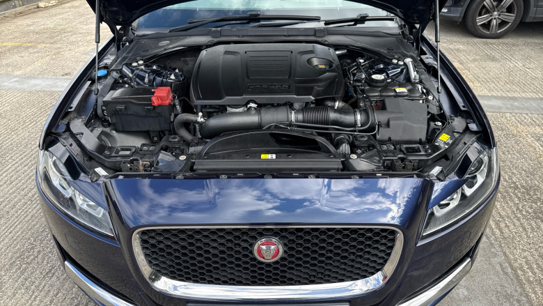 Jaguar XF 2.0i [300] Portfolio 5dr Auto AWD Petrol Estate